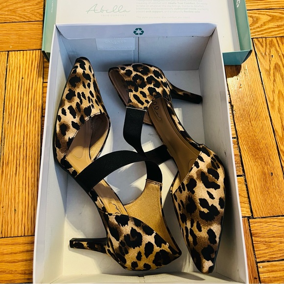 NEW ABELLA TRUE COMFORT LEOPARD HEELS SIZE 10 - Picture 4 of 10